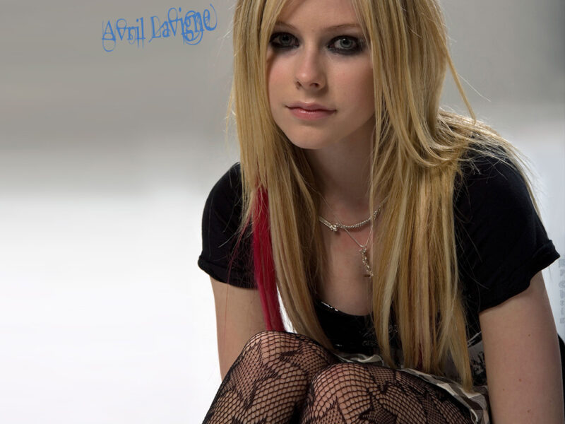 Girlfriend Avril Lavigne Wikitesti
