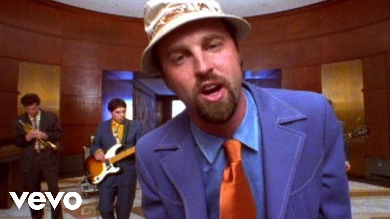 The Distance Cake Testo della canzone