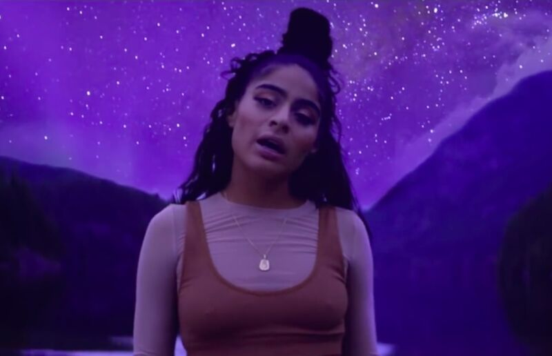 LOVE IN THE DARK - Jessie Reyez Testo Con Traduzione In Italiano