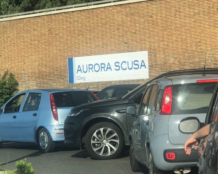 aurora-scusa-manifesti